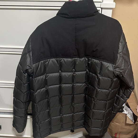 Columbia Men's Charcoal and Black Puffer Jacket - Picture 4 of 6